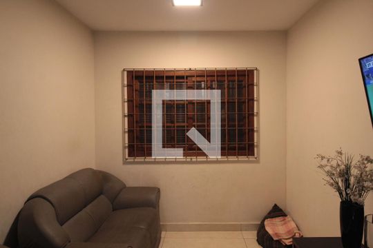 Sala de Estar de casa à venda com 3 quartos, 180m² em Alípio de Melo, Belo Horizonte