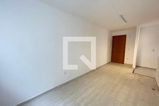 Sala de apartamento para alugar com 2 quartos, 42m² em Jardim Arpoador, São Paulo