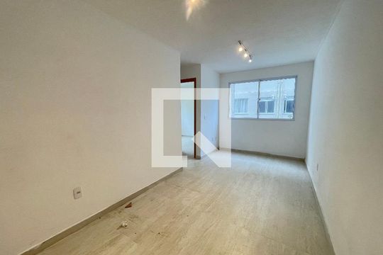 Apartamento à venda com 2 quartos, 42m² em Jardim Arpoador, São Paulo