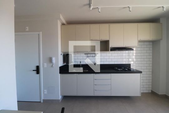 Sala/Cozinha de apartamento para alugar com 1 quarto, 46m² em Subsetor Leste - 6 (l-6), Ribeirão Preto