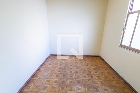 Quarto 2 de apartamento para alugar com 3 quartos, 77m² em Vila Cloris, Belo Horizonte