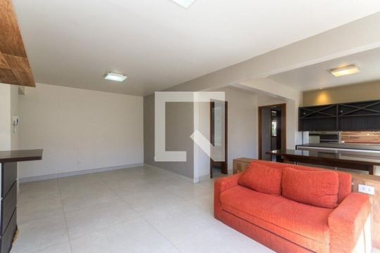 Sala de apartamento para alugar com 2 quartos, 88m² em São João, Porto Alegre