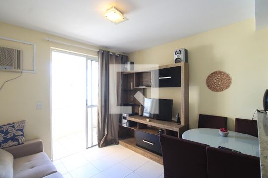 Sala de apartamento para alugar com 1 quarto, 50m² em Barra Olímpica, Rio de Janeiro