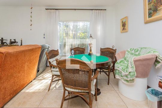 Sala de casa à venda com 4 quartos, 790m² em Jardim Santa Helena, São Paulo