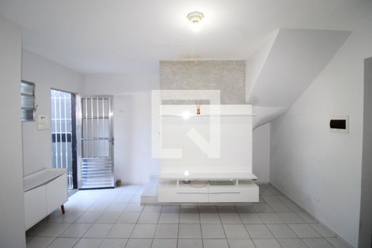 Sala de casa à venda com 2 quartos, 84m² em Jardim Helena, São Paulo