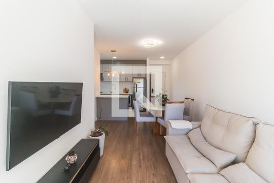 Sala de apartamento para alugar com 3 quartos, 75m² em Jardim Sao Pedro, Mogi das Cruzes