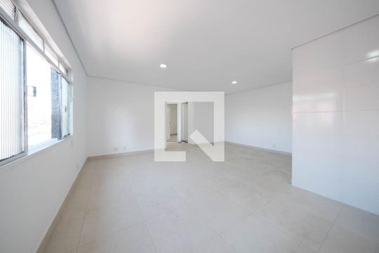 Sala/Cozinha de casa de condomínio para alugar com 2 quartos, 75m² em Vila Marieta, São Paulo