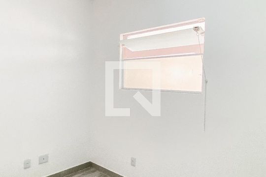 Quarto  de casa de condomínio para alugar com 2 quartos, 60m² em Vila Marieta, São Paulo