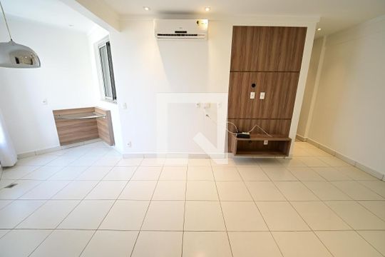 Apartamento para alugar com 2 quartos, 68m² em Setor Bueno, Goiânia