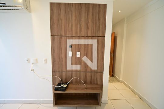 Apartamento para alugar com 2 quartos, 68m² em Setor Bueno, Goiânia