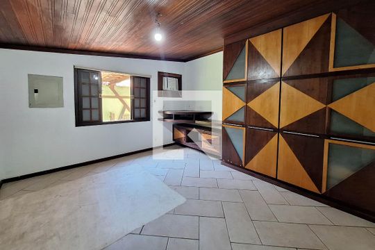 Quarto 1 de casa à venda com 5 quartos, 311m² em Itacoatiara, Niterói