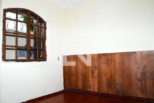 Quarto 2 de casa para alugar com 3 quartos, 355m² em Ouro Minas, Belo Horizonte