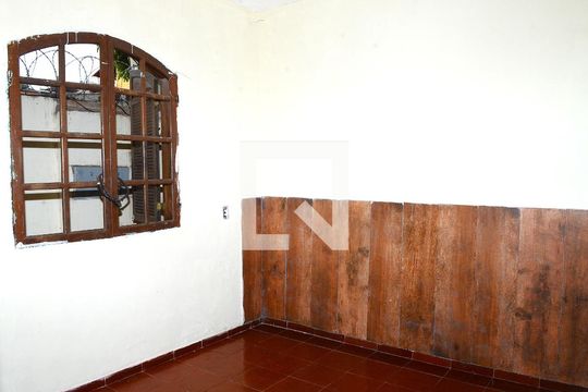 Quarto 2 de casa para alugar com 3 quartos, 355m² em Ouro Minas, Belo Horizonte