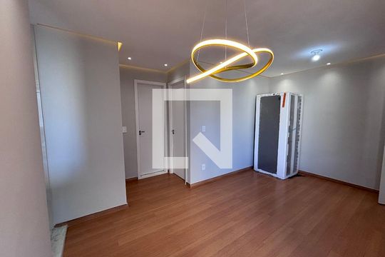 Sala de apartamento para alugar com 2 quartos, 44m² em Recreio, Rio de Janeiro