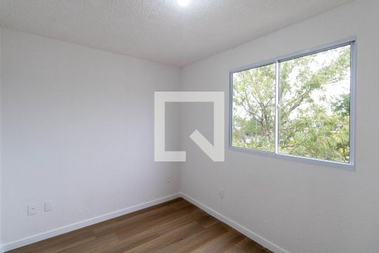 Quarto 1 de apartamento para alugar com 2 quartos, 40m² em Inhoaíba, Rio de Janeiro