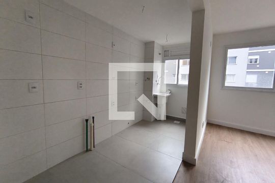 Sala/cozinha de apartamento para alugar com 2 quartos, 51m² em Jardim Sabará, Porto Alegre