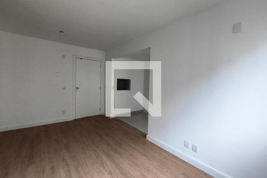 Sala/cozinha de apartamento para alugar com 2 quartos, 51m² em Jardim Sabará, Porto Alegre