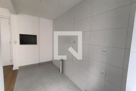 Sala/cozinha de apartamento para alugar com 2 quartos, 51m² em Jardim Sabará, Porto Alegre