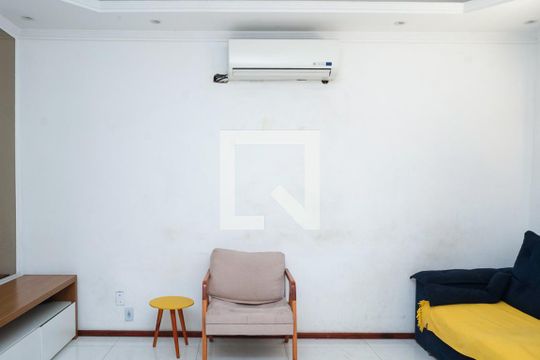 Casa para alugar com 3 quartos, 124m² em Brasil, Nova Iguaçu
