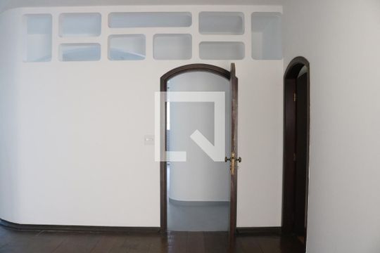 Sala de casa para alugar com 8 quartos, 387m² em Alto da Lapa, São Paulo
