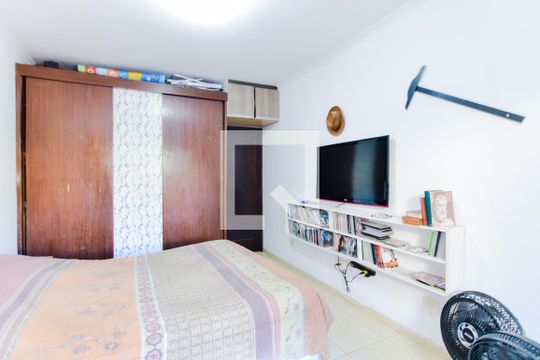 Quarto 1 de casa para alugar com 2 quartos, 80m² em Jardim Santa Rita, Guarulhos