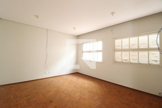 Quarto 1 de casa para alugar com 4 quartos, 180m² em Centro, Uberlândia