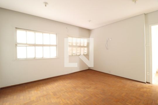 Quarto 1 de casa para alugar com 4 quartos, 180m² em Centro, Uberlândia