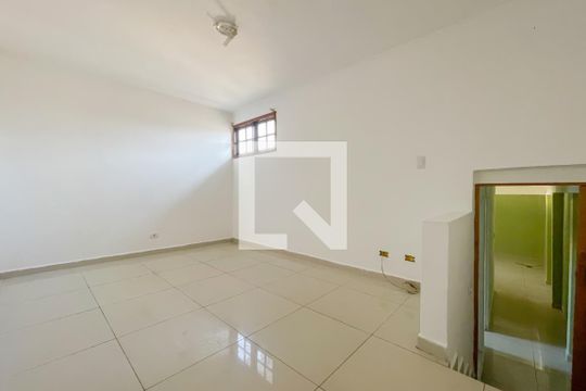 Quarto 1 de casa para alugar com 2 quartos, 70m² em Cidade das Flores, Osasco