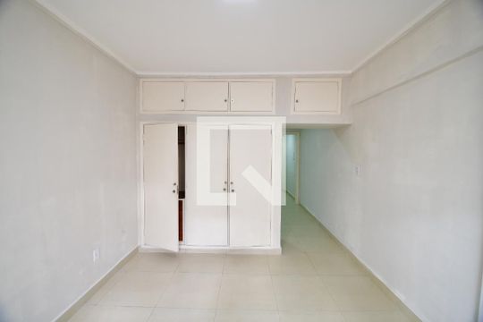 Quarto de apartamento à venda com 1 quarto, 38m² em Centro, Campinas