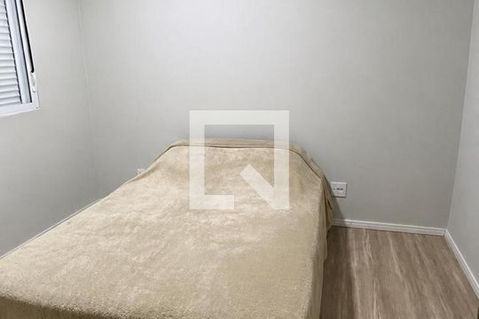 Quarto de apartamento à venda com 2 quartos, 37m² em Jardim São Luís, São Paulo