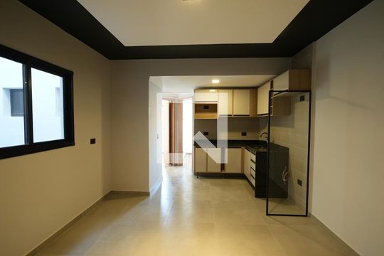 Apartamento para alugar com 2 quartos, 46m² em Vila Scarpelli, Santo André