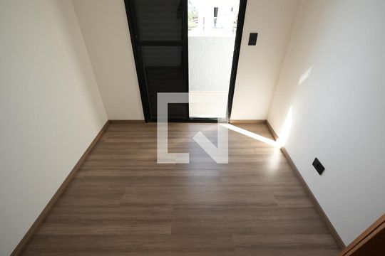 Quarto 1 de apartamento à venda com 2 quartos, 46m² em Vila Scarpelli, Santo André