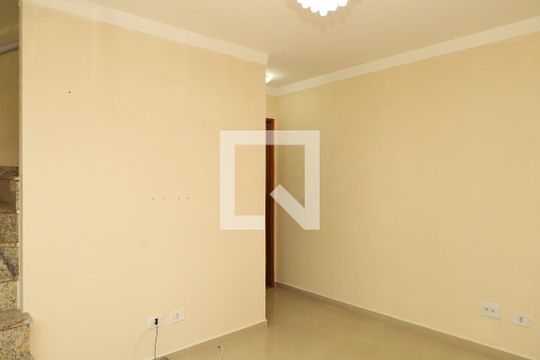 Casa de Condomínio à venda com 2 quartos, 65m² em Vila Carmosina, São Paulo
