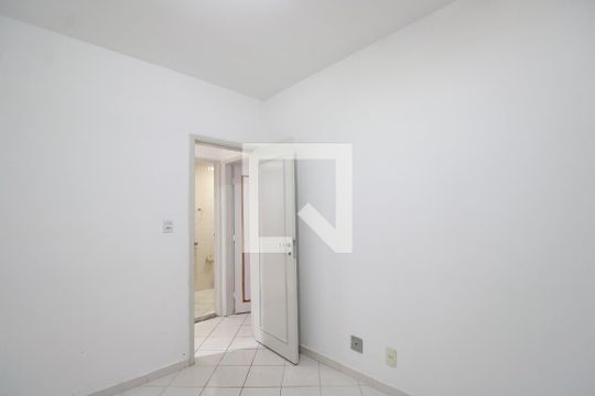 Quarto 1 de apartamento para alugar com 2 quartos, 70m² em Jacarepaguá, Rio de Janeiro