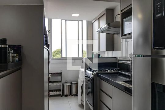 Cozinha de apartamento para alugar com 2 quartos, 137m² em Gutierrez, Belo Horizonte