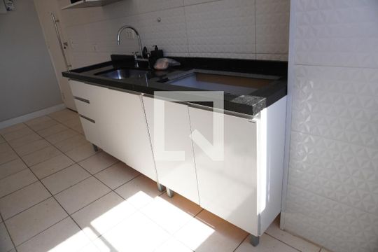 Apartamento à venda com 2 quartos, 47m² em Vila Nova Curuca, São Paulo