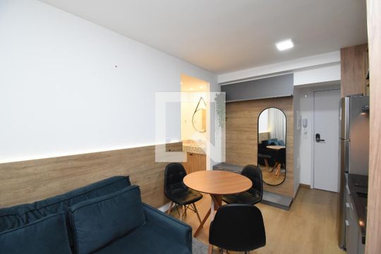 Studio de kitnet/studio à venda com 1 quarto, 30m² em Centro, Curitiba