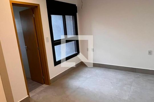 Quarto 2 de apartamento para alugar com 2 quartos, 75m² em Setor Bueno, Goiânia