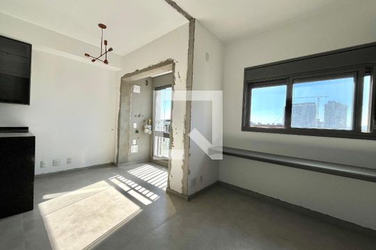 Sala/Quarto de kitnet/studio à venda com 1 quarto, 29m² em Jardim Prudência, São Paulo