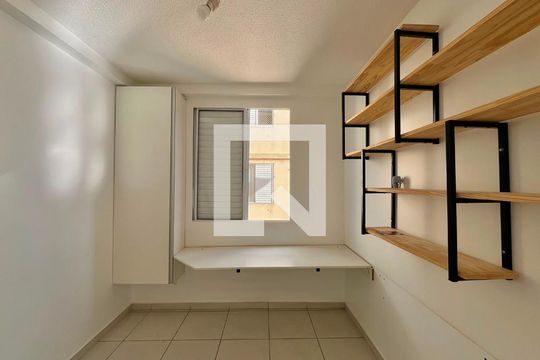 Quarto 1 de apartamento à venda com 2 quartos, 45m² em Vila Marieta, Campinas