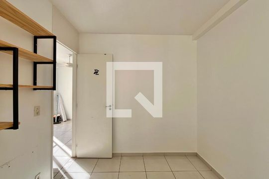 Quarto 1 de apartamento à venda com 2 quartos, 45m² em Vila Marieta, Campinas