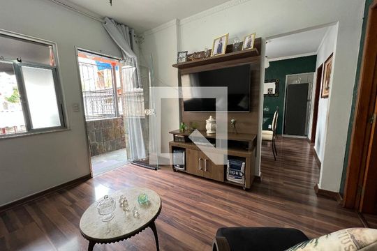 Sala de casa para alugar com 2 quartos, 70m² em Jardim de Ala, Juiz de Fora