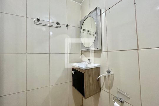 Banheiro de casa para alugar com 1 quarto, 40m² em Vila Santa Catarina, São Paulo