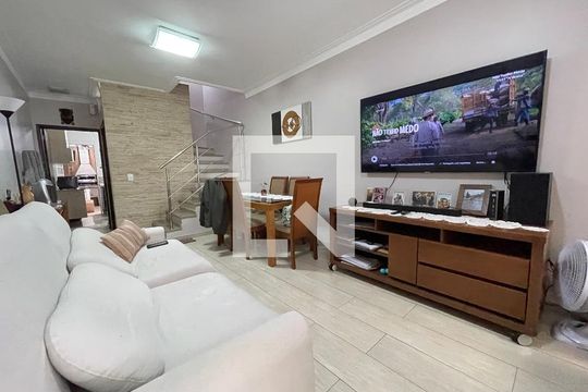 Sala de casa à venda com 4 quartos, 124m² em Jardim Alvorada (zona Oeste), São Paulo