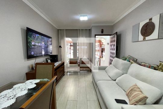 Sala de casa à venda com 4 quartos, 124m² em Jardim Alvorada (zona Oeste), São Paulo