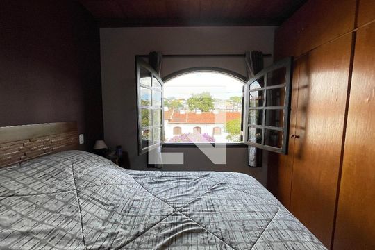 Suíte de casa à venda com 4 quartos, 124m² em Jardim Alvorada (zona Oeste), São Paulo