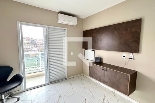 Quarto 1 de casa à venda com 3 quartos, 140m² em Vila Barros, Guarulhos