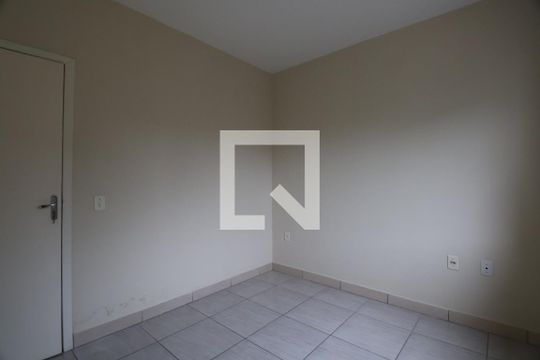 Quarto 2 de casa de condomínio para alugar com 2 quartos, 50m² em Niterói, Canoas