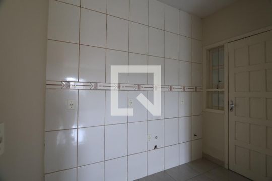 Sala/Cozinha de casa de condomínio para alugar com 2 quartos, 50m² em Niterói, Canoas