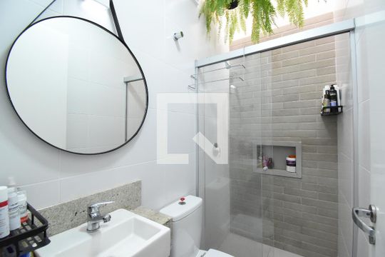 Banheiro da Suíte de casa de condomínio à venda com 2 quartos, 99m² em Atuba, Curitiba
